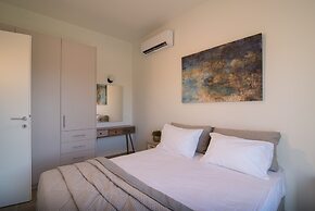 Lodge Apartments