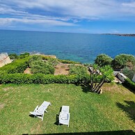 Villa Daniela con Piscina Privata e Discesa a Mare tra Catania e Sirac