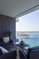3BD Haven with Sweeping Water Views
