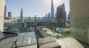 Downtown Escape Lush 2BR w Burj Khalifa View