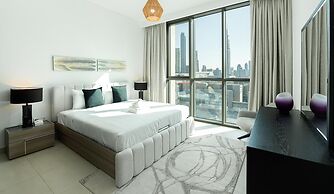 Downtown Escape Lush 2BR w Burj Khalifa View