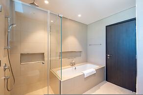 Downtown Escape Lush 2BR w Burj Khalifa View