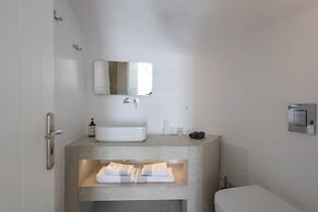 Dagaz Suites