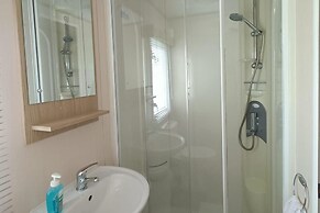 3 Bed, Sleeps 6, Parking