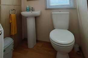 3 Bed, Sleeps 6, Parking
