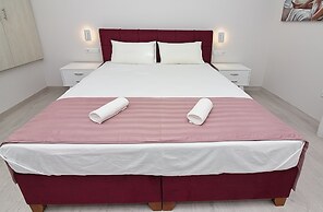 Garitsa Gem Suite