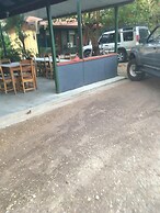 HOSTEL MAKTUB