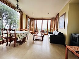 Hotel y Cabañas Punta Larga - Caja Los Andes