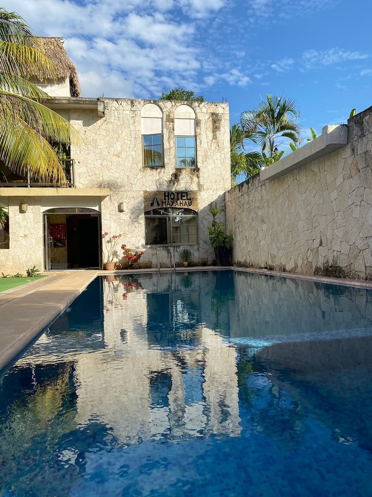 HOTEL MAYA HAU