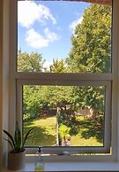 Charming 2-bed Apartment in Bournemouth