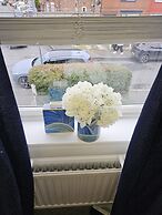 Manchester 2-bed House, Sleeps 4, 20 Min to Centre