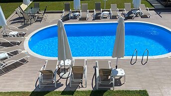 Tsanis Estate