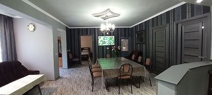 Hause of AshotArmeni