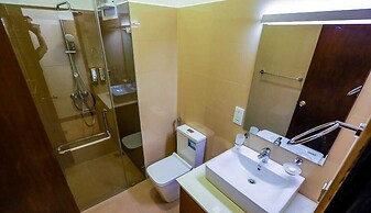 Ocean Breeze Condo