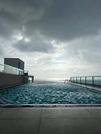 Ocean Breeze Condo