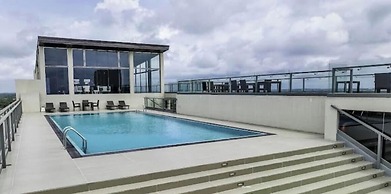Ocean Breeze Condo