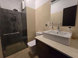 Ocean Breeze Condo