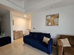 Ocean Breeze Condo