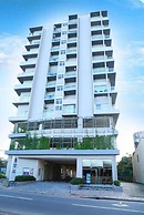 Ocean Breeze Condo