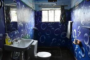 Room in B&B - Red Rocks Rwanda - Triple Room