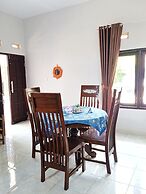 LieFly Prambanan Villa