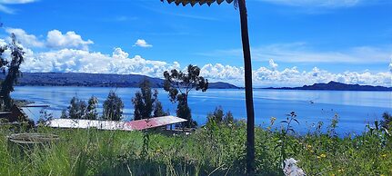 Amantani Samary Lodge