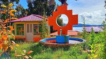 Amantani Samary Lodge