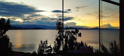 Amantani Samary Lodge