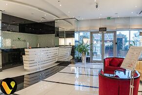 Damac Mall Street near Burj Khalifa