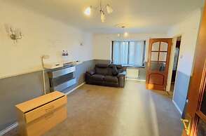 1 Bed House - Parking & Wifi