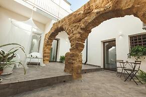 CORTILE BARONELLO