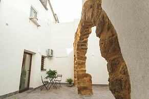 CORTILE BARONELLO