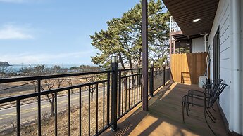 Boryeong Thirasel Pension