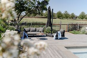 Linnaeus Suite, Berry - by Linnaeus Collection