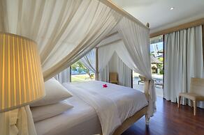 Siri Mendira Beach Villas