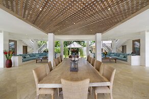 Siri Mendira Beach Villas