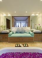 Siri Mendira Beach Villas