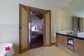 Siri Mendira Beach Villas