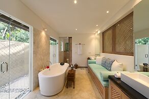 Siri Mendira Beach Villas