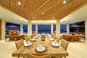 Siri Mendira Beach Villas