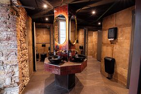 Kumo Hostels