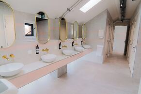 Kumo Hostels