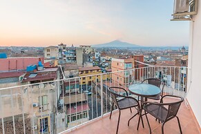 Panoramic 3-bed Apartment in Catania City