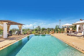 3769 Tenuta La Cornola by Barbarhouse