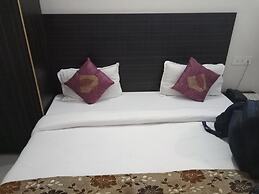 Hotel Ananta Inn