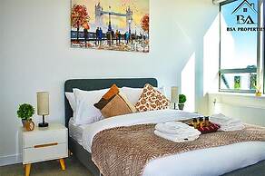 Modern 2 Bed 2 Bath Bracknell With Free Parking