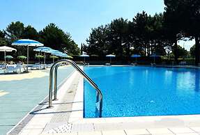 Apartment With Shared Pools