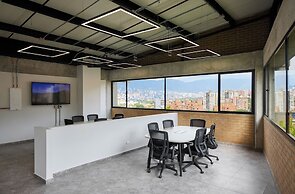 30 Living Suites