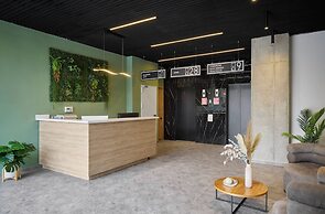 30 Living Suites