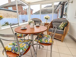 14 Berwick Road